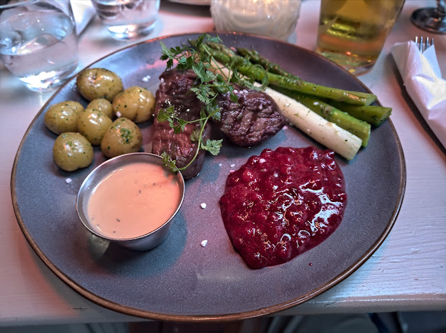 Opinii despre Café Cathedral în Oslo - Gastronomi og hotellvirksomhet