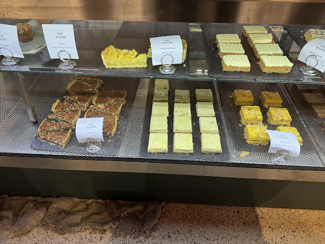 Comentarii opinii despre The Room Café