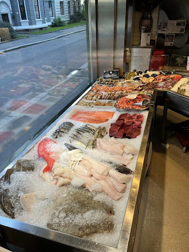 Georg A. Nilsen - Gastronomi og hotellvirksomhet