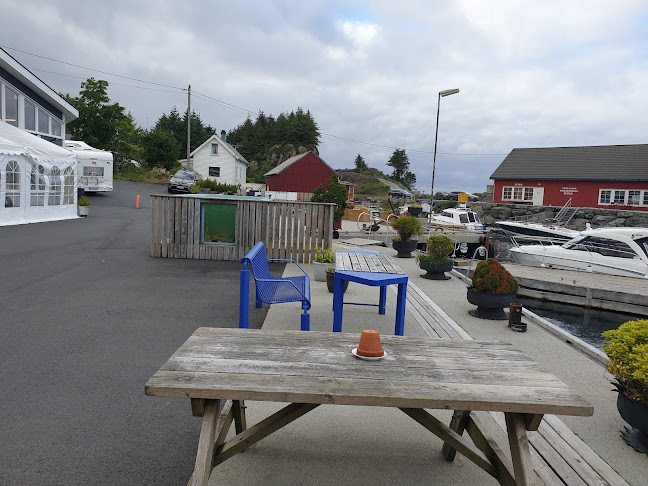 Værlandet Gjestehamn/ Kroa