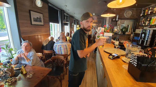 Petrus Restaurant - Gastronomi og hotellvirksomhet