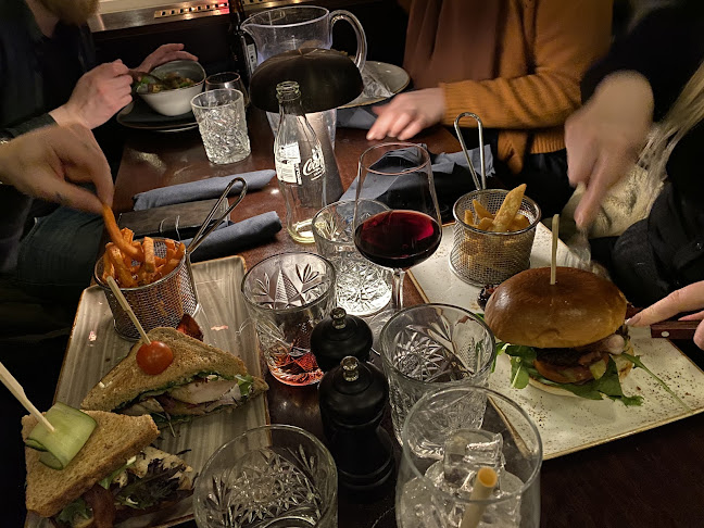 Opinii despre Havnelageret Gastropub Fredrikstad în Fredrikstad - Gastronomi og hotellvirksomhet