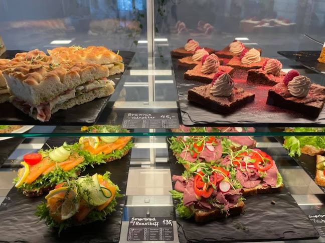 Brekkeparken kafe - Gastronomi og hotellvirksomhet