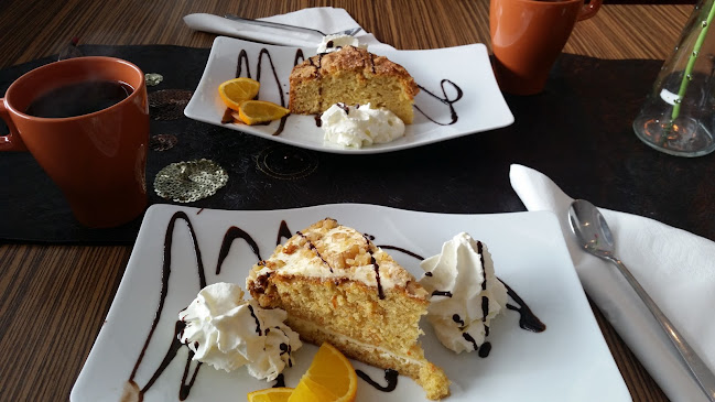 Pikene på Hjørnet - Gastronomi og hotellvirksomhet