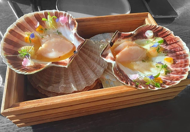 Andre Etasje - Gastronomi og hotellvirksomhet