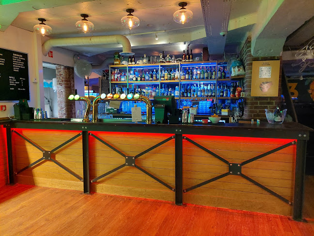 Comentarii opinii despre Bar 3