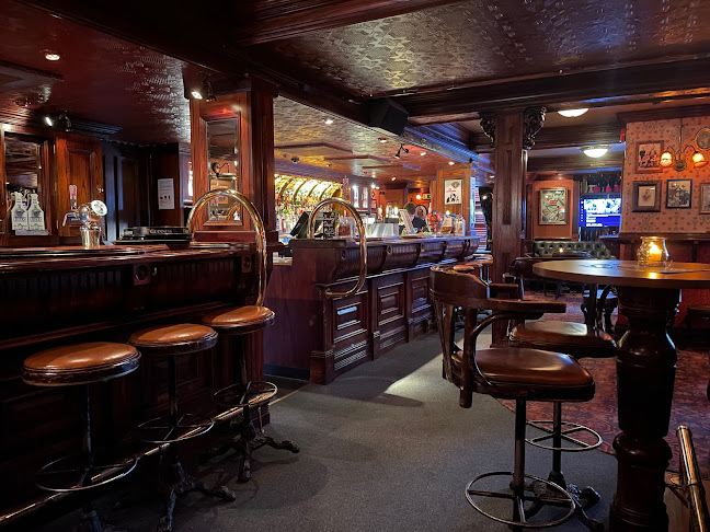 Opinii despre Onkel Oskar Sandnessjøen în Sandnessjøen - Gastronomi og hotellvirksomhet