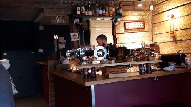 Opinii despre Tromsø Mikrobryggeri & Balthazar Vinbar în Tromsø - Gastronomi og hotellvirksomhet