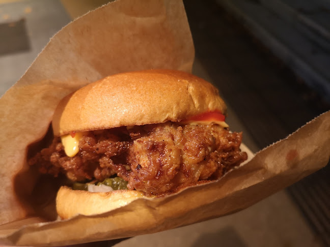 Fly Chicken Storo - Gastronomi og hotellvirksomhet