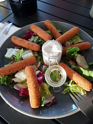 Baracoa Spiseri, Bar og Scene - Gastronomi og hotellvirksomhet