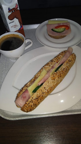 Opinii despre Kafe | Kirkens Bymisjon i Hønefoss în Hønefoss - Gastronomi og hotellvirksomhet