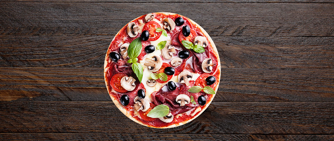 Opinii despre Melsom Pizza og Grill în Melsomvik - Gastronomi og hotellvirksomhet