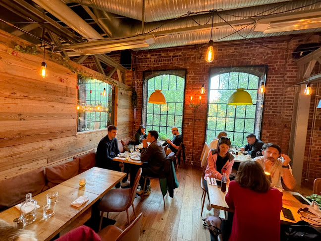 HELT VILT (Completely Wild) - Oslo