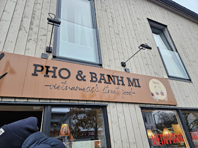 Gánh Pho & Banh Mi