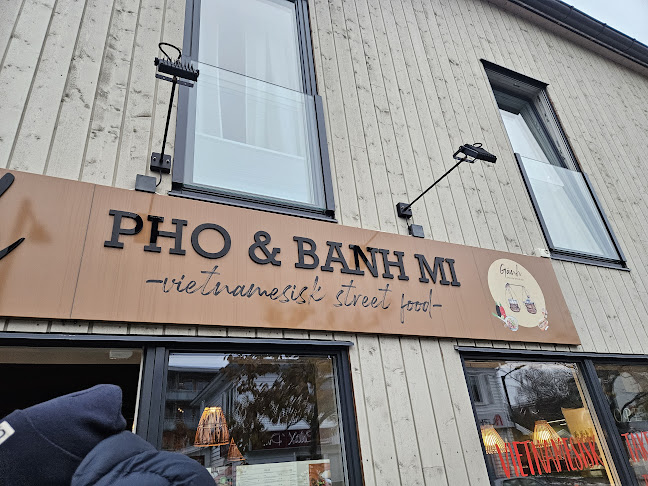 Gánh Pho & Banh Mi