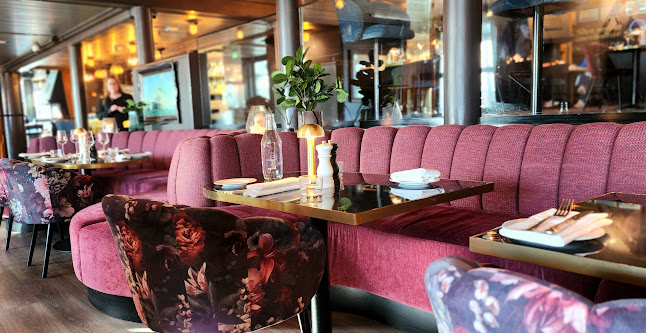 Louise Restaurant & Bar