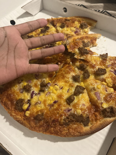 Opinii despre Kløfta Pizzaservice AS în Kløfta - Gastronomi og hotellvirksomhet