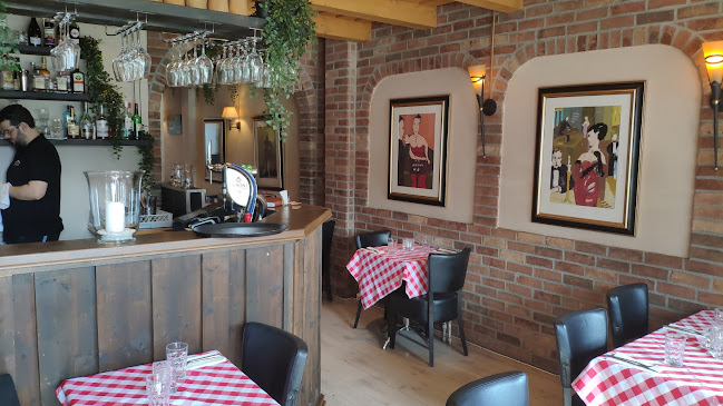 Il Colosseo - Gastronomi og hotellvirksomhet