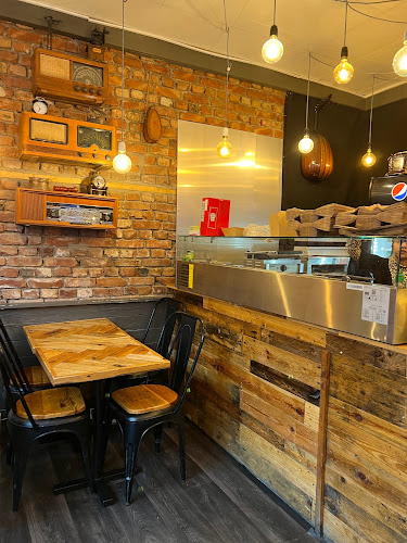 Comentarii opinii despre Dr. Crunchy Oslo Fried Chicken