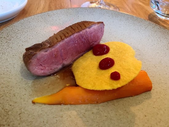 Bare Restaurant & Bar På Bergen Børs Hotel - Gastronomi og hotellvirksomhet