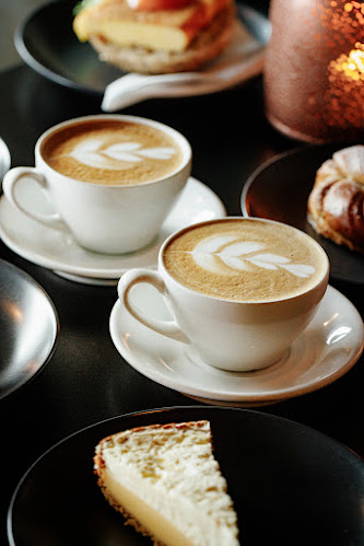 Cafe Mocca AS - Gastronomi og hotellvirksomhet