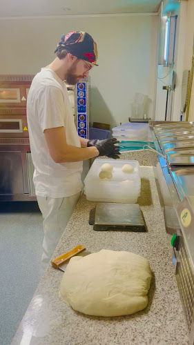 Comentarii opinii despre Il Passatore Art Restaurant