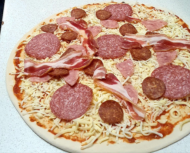 Opinii despre San Remo Pizza & Grill în Drammen - Gastronomi og hotellvirksomhet