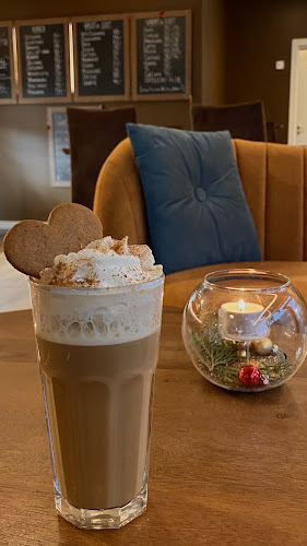 Comentarii opinii despre Rast Kaffebar