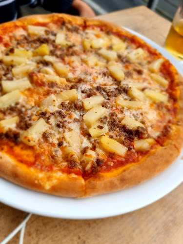 Piccola Mama Rosa - Gastronomi og hotellvirksomhet