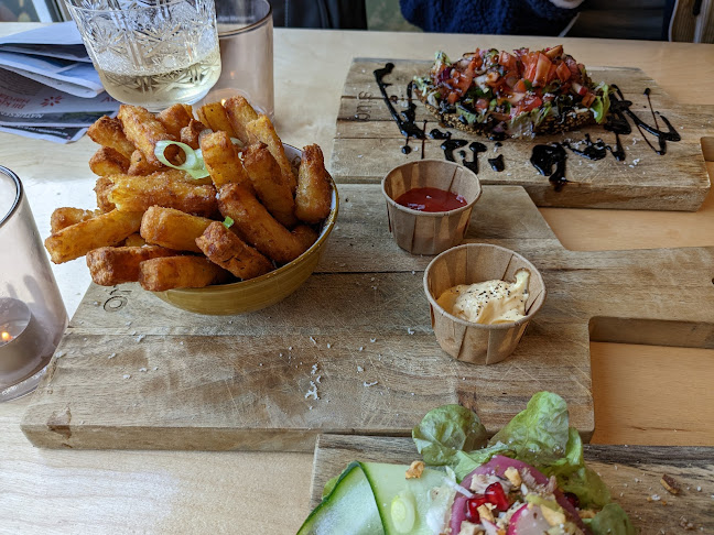 Stuo Eting og Drikking - Gastronomi og hotellvirksomhet