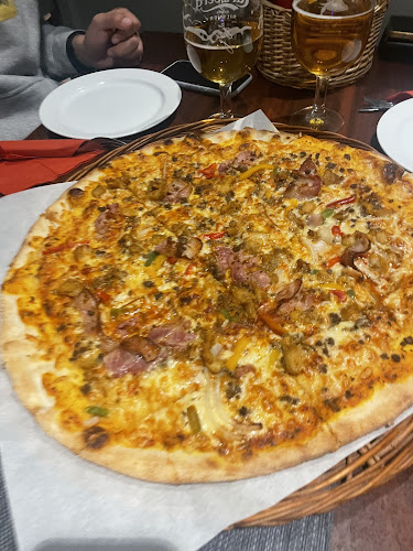 Opinii despre Bella Napoli Restaurant Narvik în Narvik - Gastronomi og hotellvirksomhet