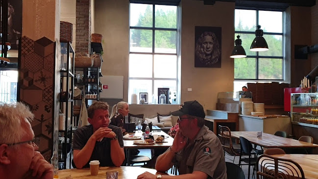 Opinii despre Fabriken Artisan Bakverk în Vennesla - Gastronomi og hotellvirksomhet