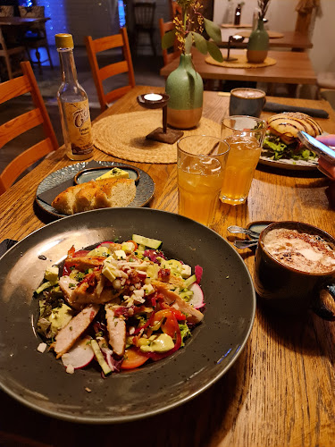 Carlos' Bistro - Gastronomi og hotellvirksomhet