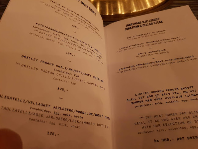 Jonathan Grill - Gastronomi og hotellvirksomhet