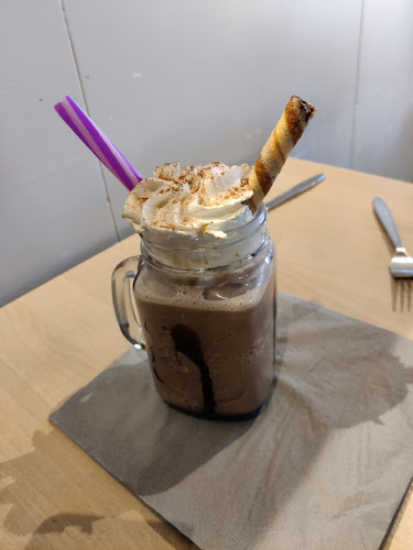 Opinii despre Søstrene Suse Bistro în Valnesfjord - Gastronomi og hotellvirksomhet