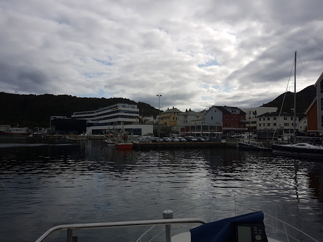 Holmsildgata 9, 6090 Fosnavåg