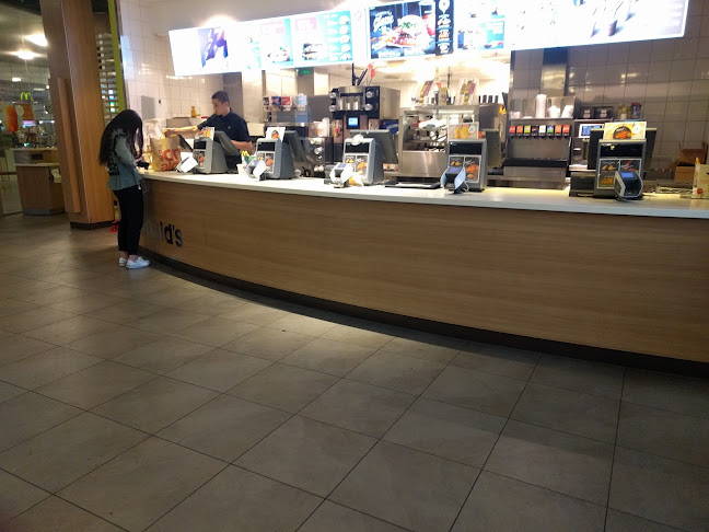 Storo Senter, Vitaminveien 7, 9, 0485 Oslo