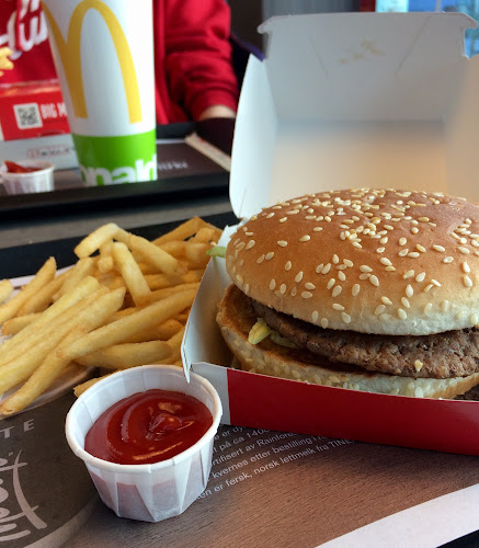 Opinii despre McDonald's Roseby în Molde - Gastronomi og hotellvirksomhet