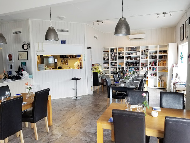 Opinii despre Restaurant Lofotmat în Henningsvær - Gastronomi og hotellvirksomhet