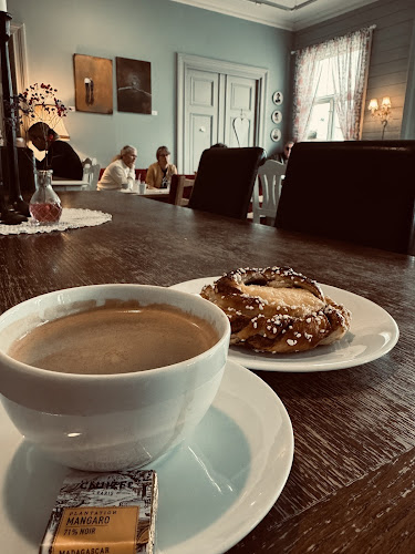 Comentarii opinii despre Mormors