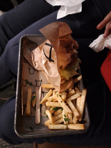 Comentarii opinii despre Holy Cow