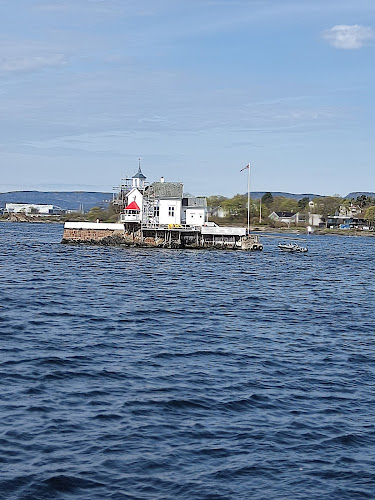 Dyna fyr - Gastronomi og hotellvirksomhet