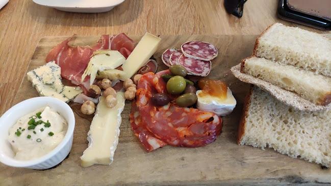 Lille Marked - Gastronomi og hotellvirksomhet