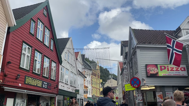 Trekroneren - Gastronomi og hotellvirksomhet