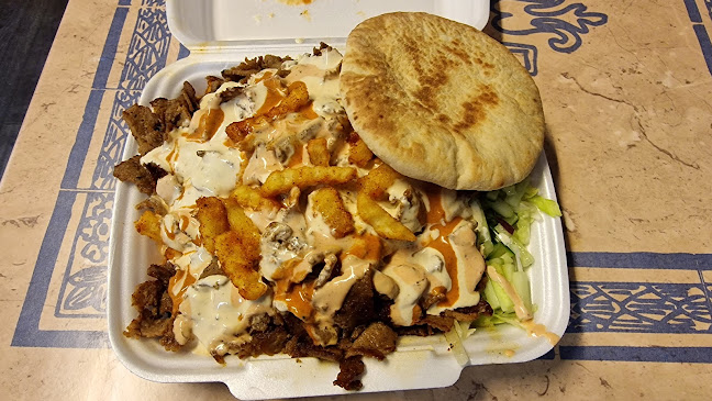 Rhinex Take Away & Dagligvare - Gastronomi og hotellvirksomhet