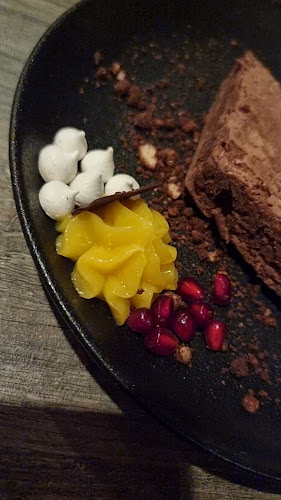 Sjøbua - Gastronomi og hotellvirksomhet