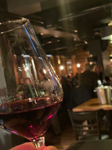 Opinii despre Vinstua Sarpsborg în Sarpsborg - Gastronomi og hotellvirksomhet