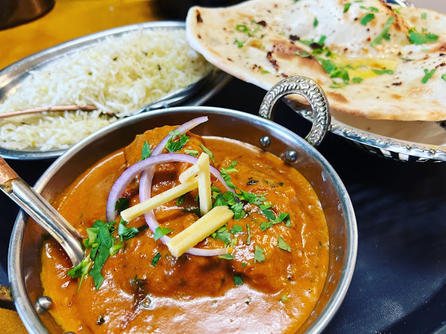 Taj Mahal Tandoori Restaurant