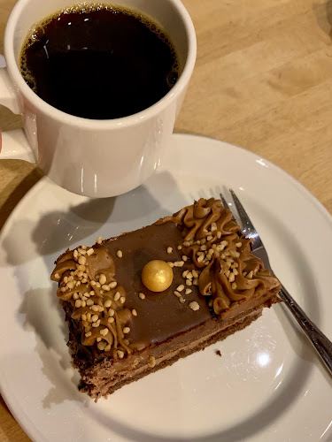 Hjelle Bakeri - Øyrane - Gastronomi og hotellvirksomhet