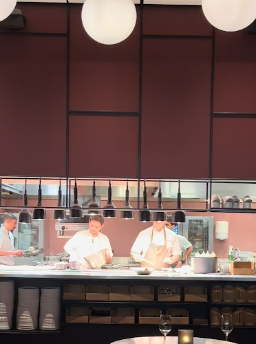 Grand Cafe - Gastronomi og hotellvirksomhet